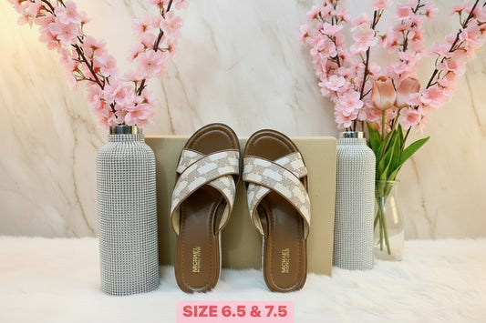 أحذية مايكل كورس إنديرا ذات الكعب العريض