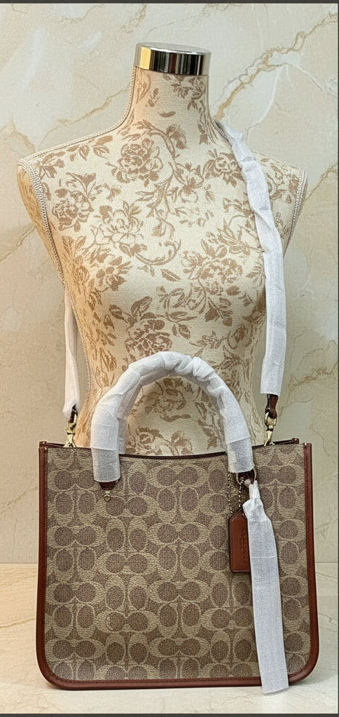 COACH TYLER CARRYALL 28 IN SIGNATURE CANVAS