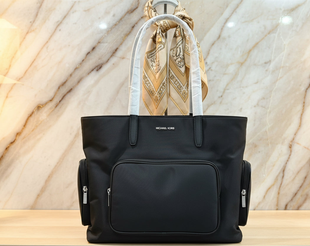 MICHAEL KORS KHAI LAPTOP TOTE - LARGE - BLACK