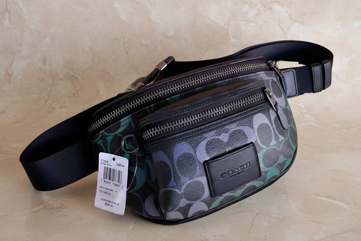 حقيبة خصر/حقيبة صدر من كوتش ويستواي - أخضر جرافيتي