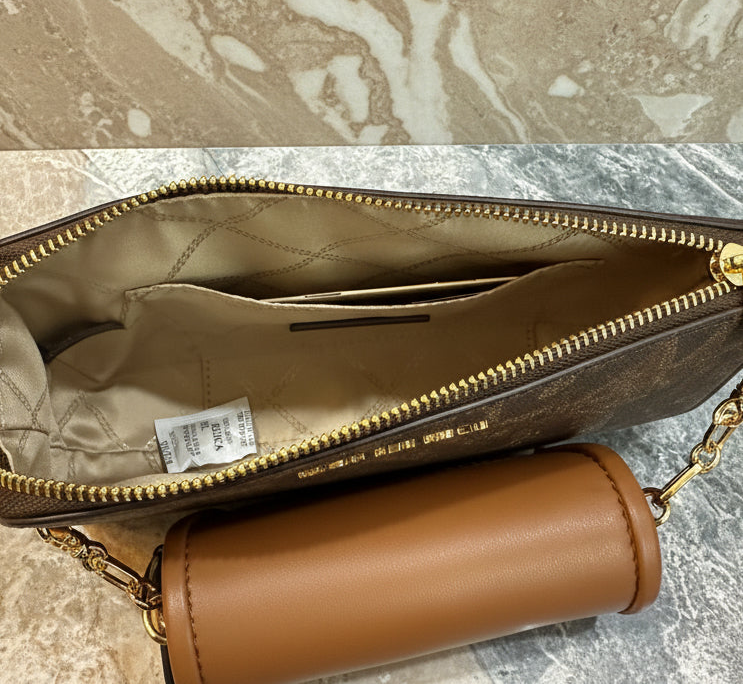 MICHAEL KORS EMPIRE SIGNATURE LOGO 2-IN-1 CROSSBODY BAG ( FROM BOUTIQUE STORE )