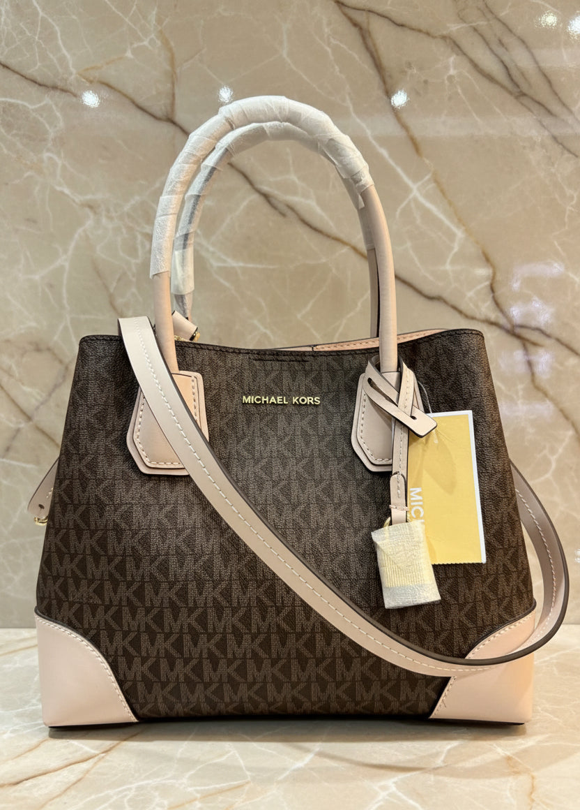 MICHAEL KORS MERCER GALLERY MEDIUM LOGO SATCHEL BAG - BROWN/SOFT PINK