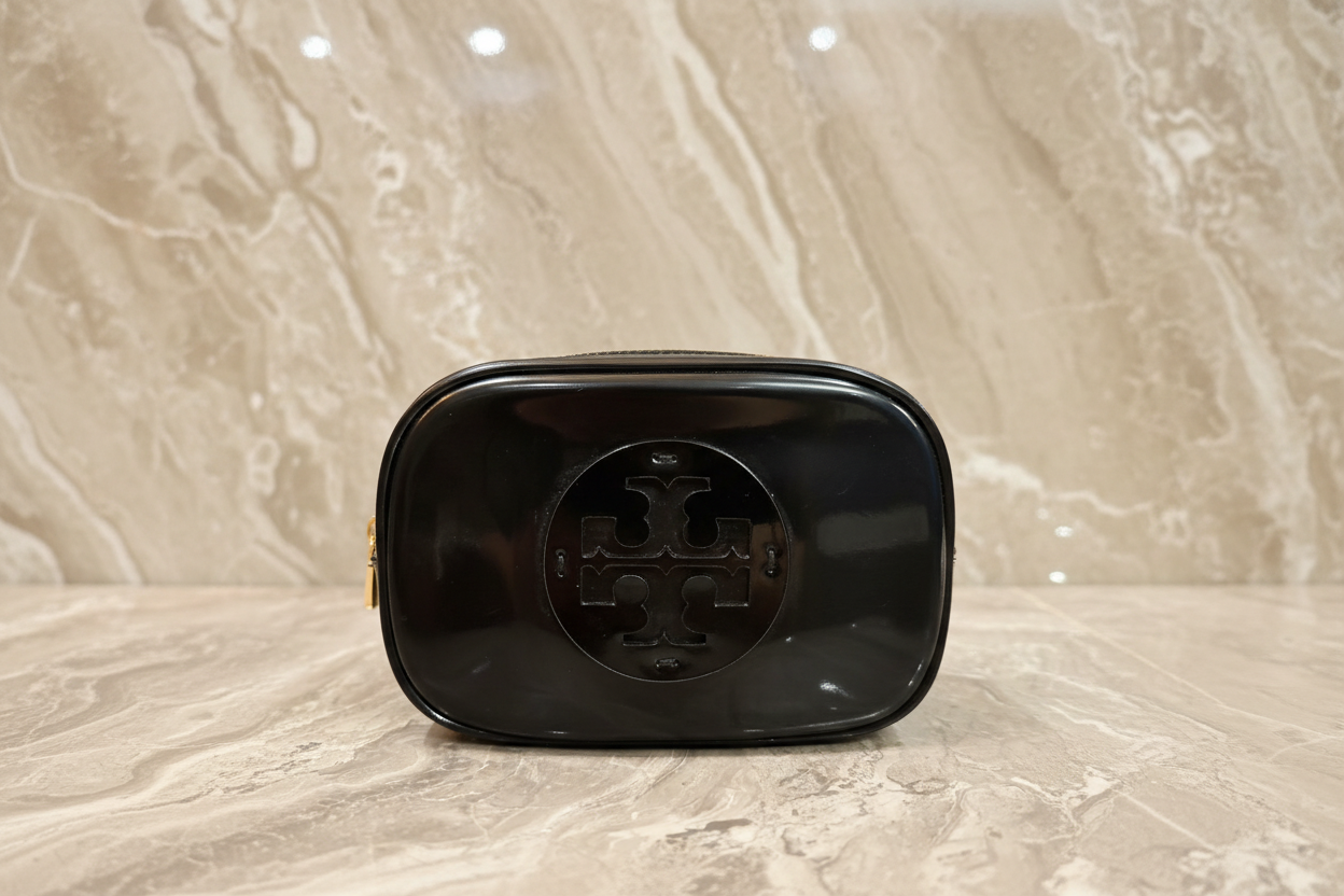 TORY BURCH SMALL ENAMEL COSMETIC POUCH