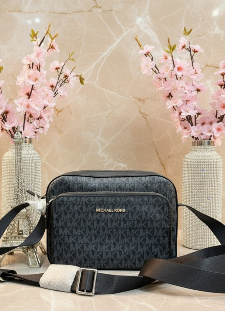 MICHAEL KORS COOPER SIGNATURE LOGO UTILITY CROSSBODY