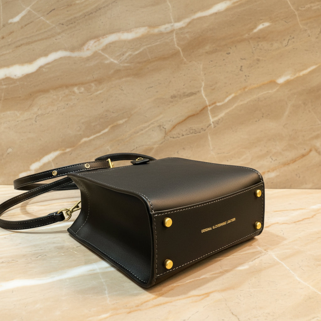 COACH CASHIN MINI TOTE - BLACK ( BOUTIQUE STORE )