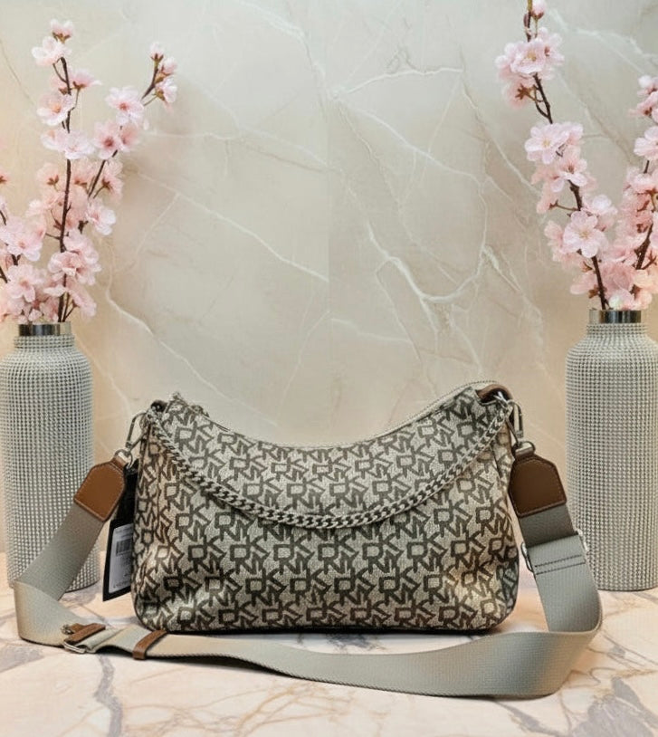 DKNY CAIRO LG POUCHETTE CONVERTIBLE SHOULDER BAG/CROSSBODY BAG