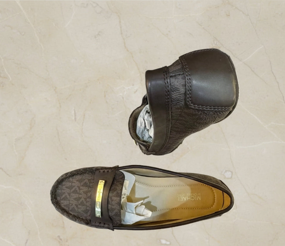 MICHAEL KORS FLAT SHOES