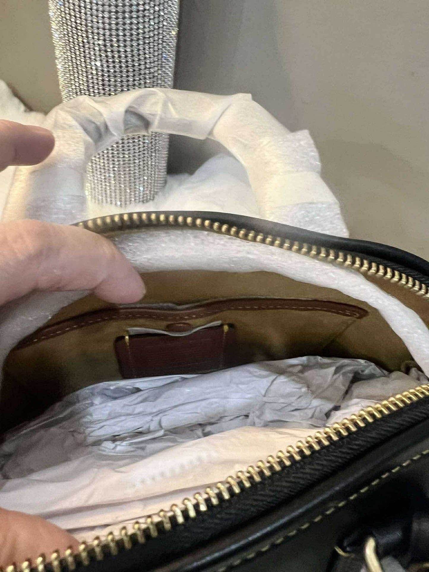 COACH REVEL 24 - GLOVETANNED LEATHER