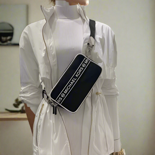 MICHAEL KORS NWT KENLY CAMERA BAG DOUBLE ZIP - NYLON