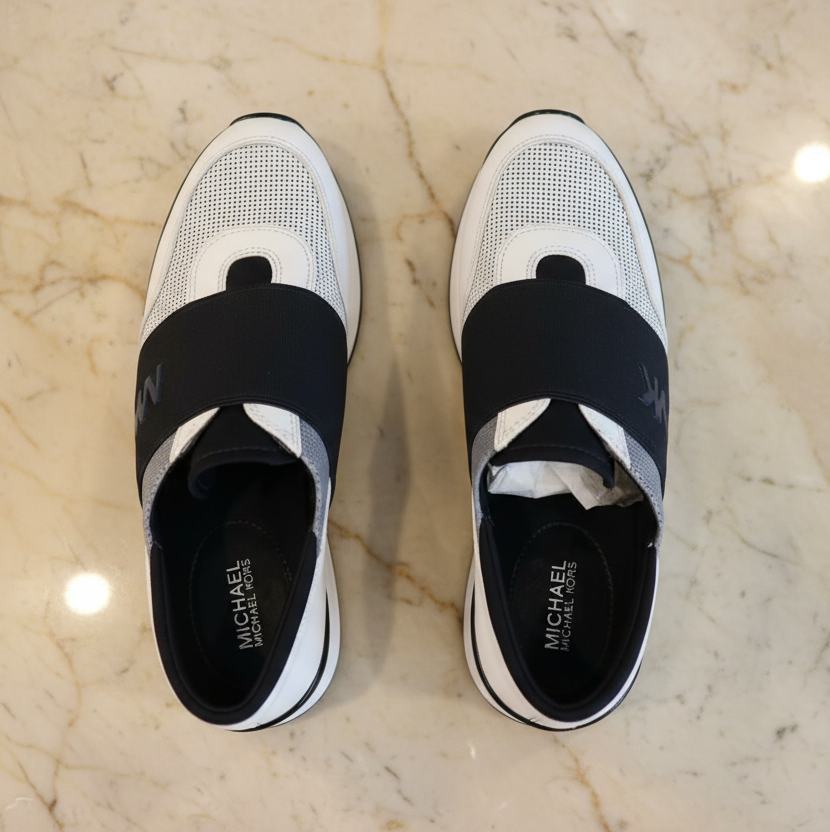 MICHAEL KORS TRAINER SHOES - SIZE 5.5 - FITS TO SIZE 5
