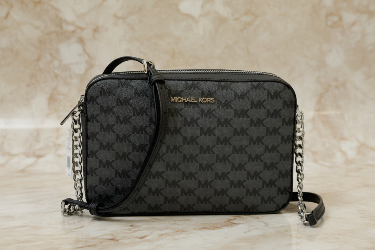 MICHAEL KORS EW JET SET CAMERA BAG MONOGRAM BLACK-GREY - PVC LEATHER ( BOUTIQUE STORE )
