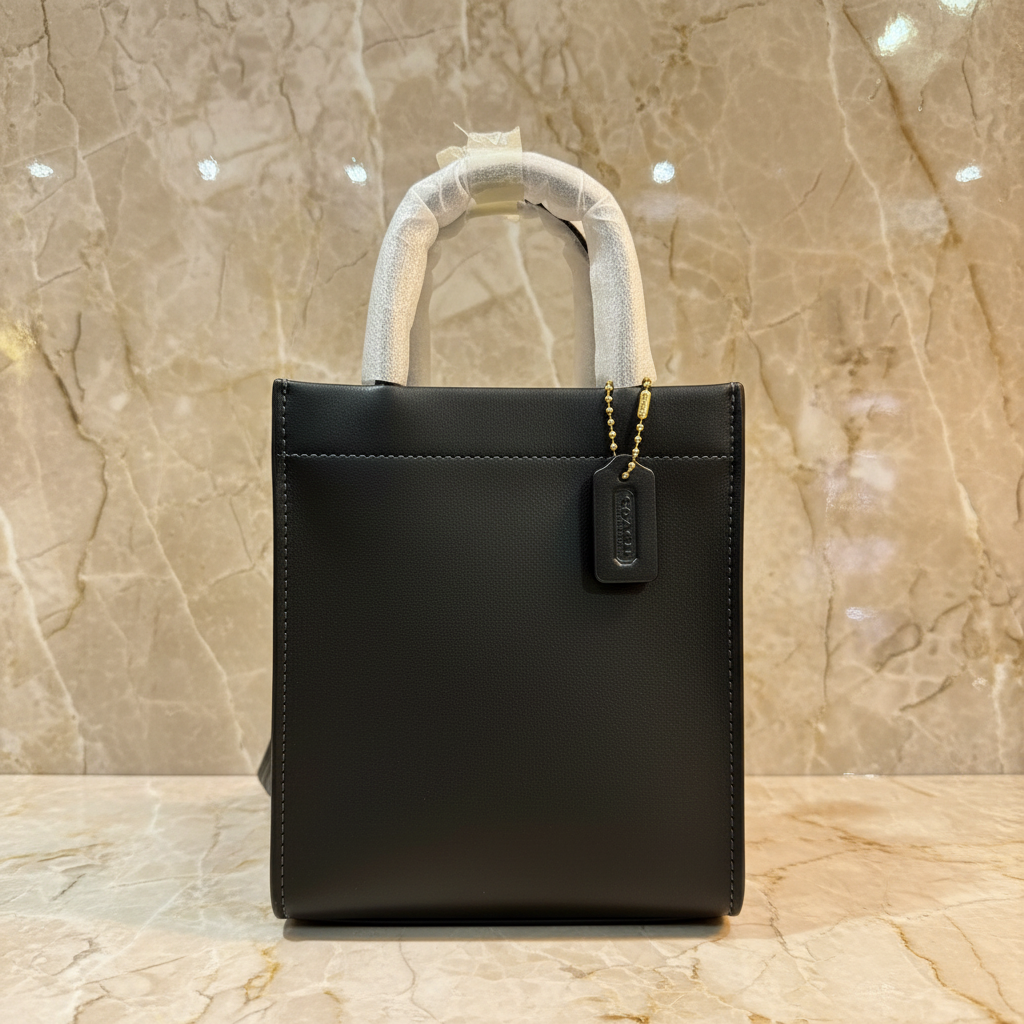 COACH CASHIN MINI TOTE - BLACK ( BOUTIQUE STORE )