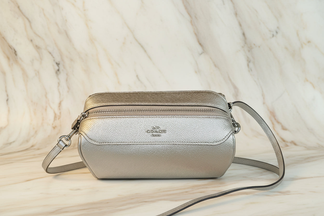 COACH BENETTE MICRO - PLATINUM GOLD
