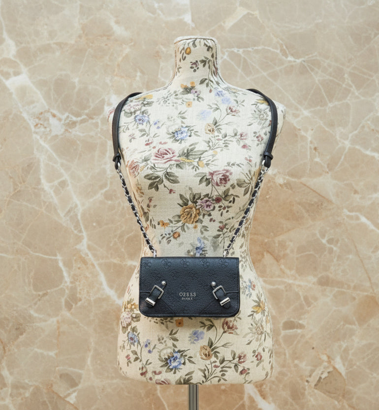 GUESS DIDI MONO CROSSBODY CHAIN - CHARCOAL BLACK