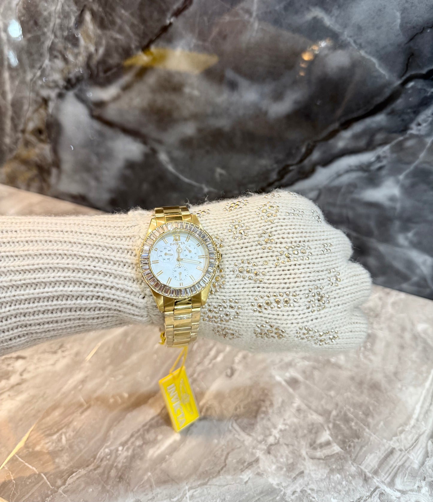 ساعة إنفيكتا أنجل النسائية - لون ذهبي