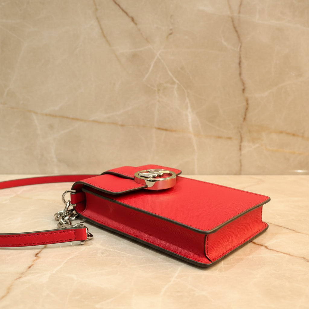 MICHAEL KORS CARMEN SMARTPHONE CROSSBODY - RED
