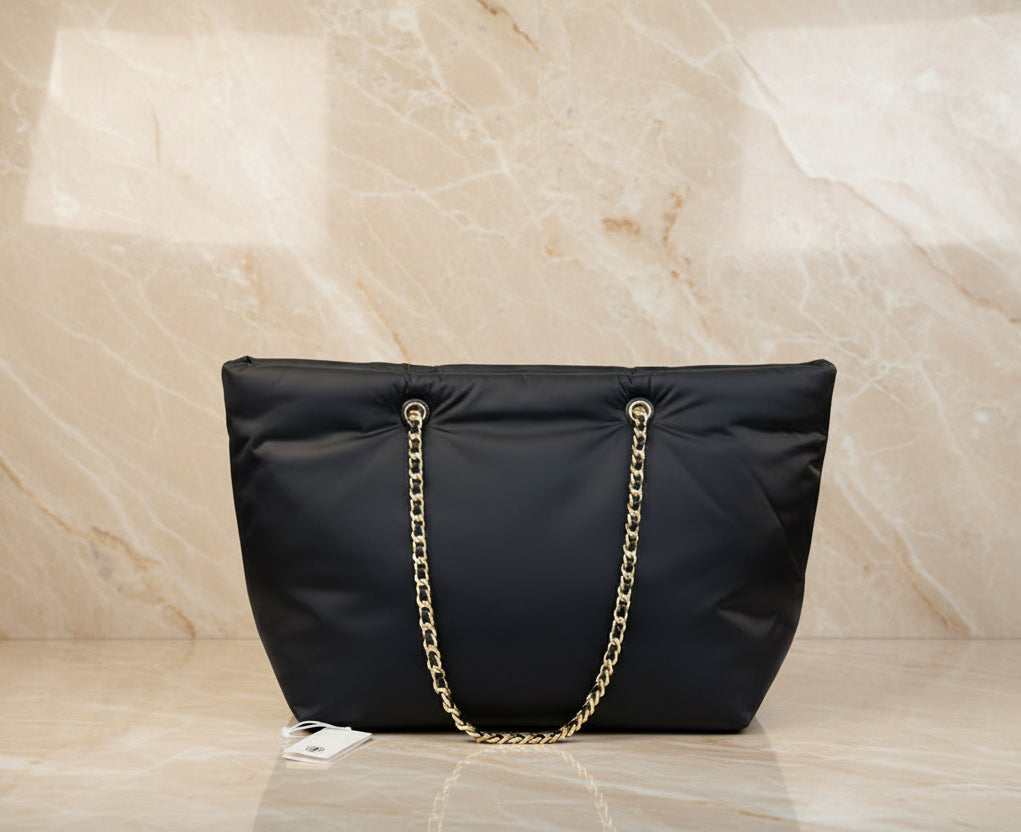 TORY BURCH ELLA PUPPY MAGNETIC CLOSURE CHAIN TOTE - BLACK