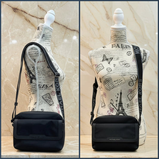 MICHAEL KORS LAUTNER MEDIUM FLAP MESSENGER - NYLON - BLACK