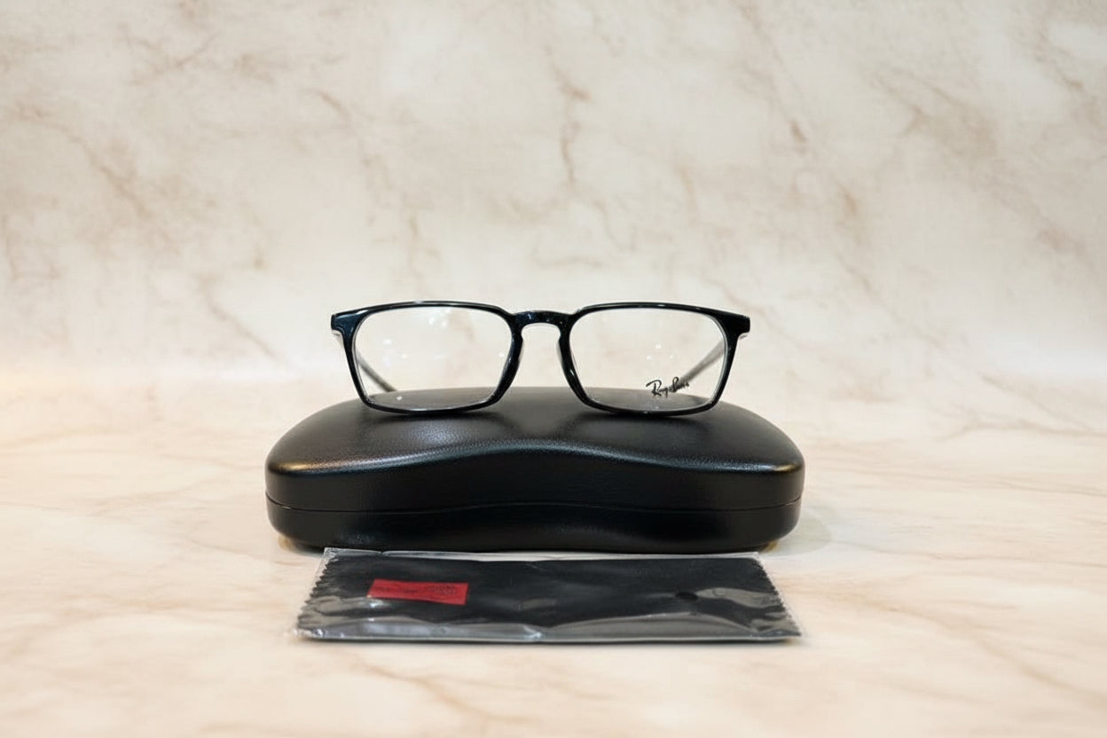 RAYBAN PRECSRIPTION EYEGLASS - NO GRADE
