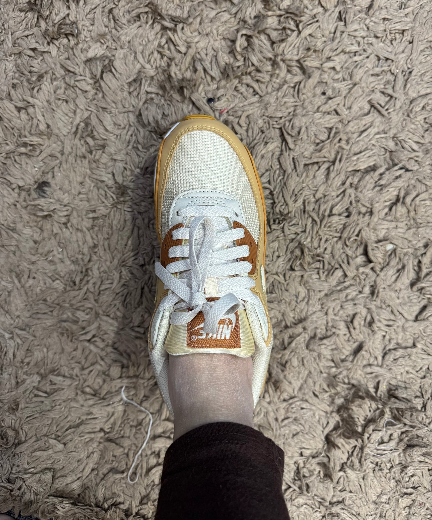 NIKE AIR MAX 90 WOMEN - HEMP LINEN - SIZE: US 6/EURO 36.5/23 CM