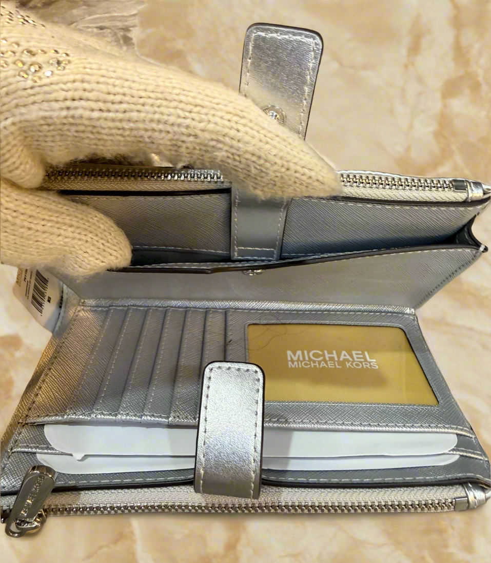 MICHAEL KORS LARGE DOUBLE ZIP BIFOLD MOBILE WRISTLET WALLET