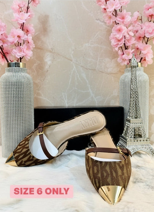 DKNY FLAT SHOES