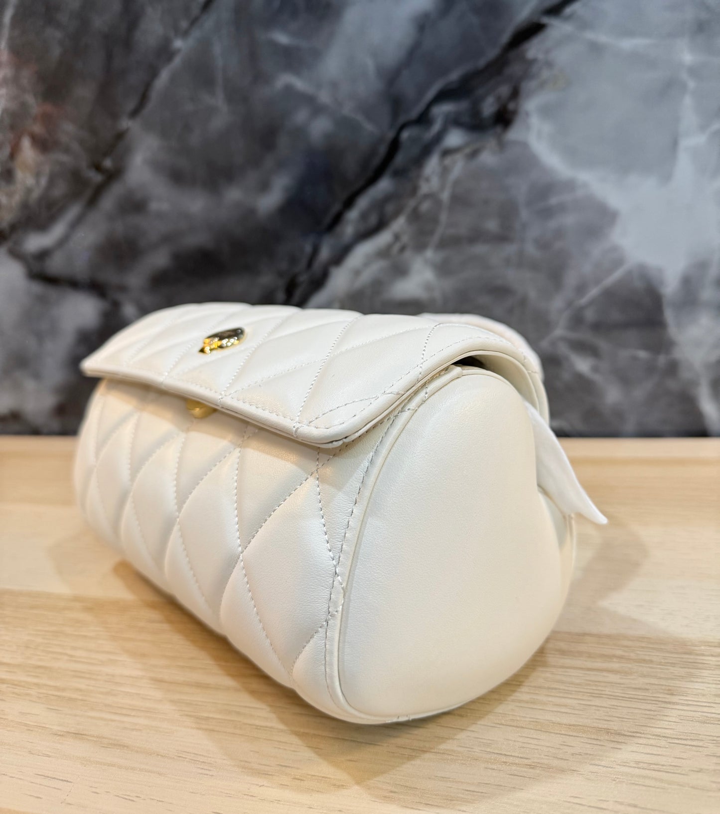 KATE SPADE QUILTED HEART BARREL TOP HANDLE/CROSSBODY - SMALL - MERINGUE