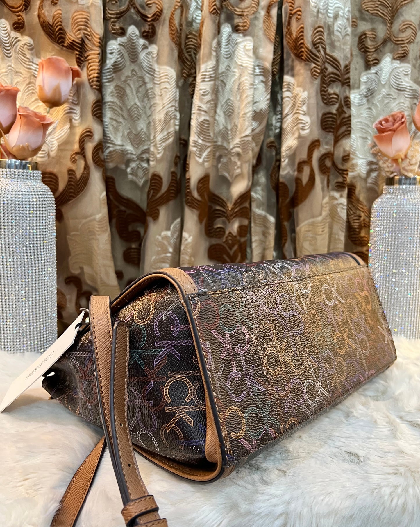 CALVIN KLEIN BUNDLE BAG & LONG WALLET JANAE SATCHEL CROSSBODY BAG IN SIGNATURE BROWN