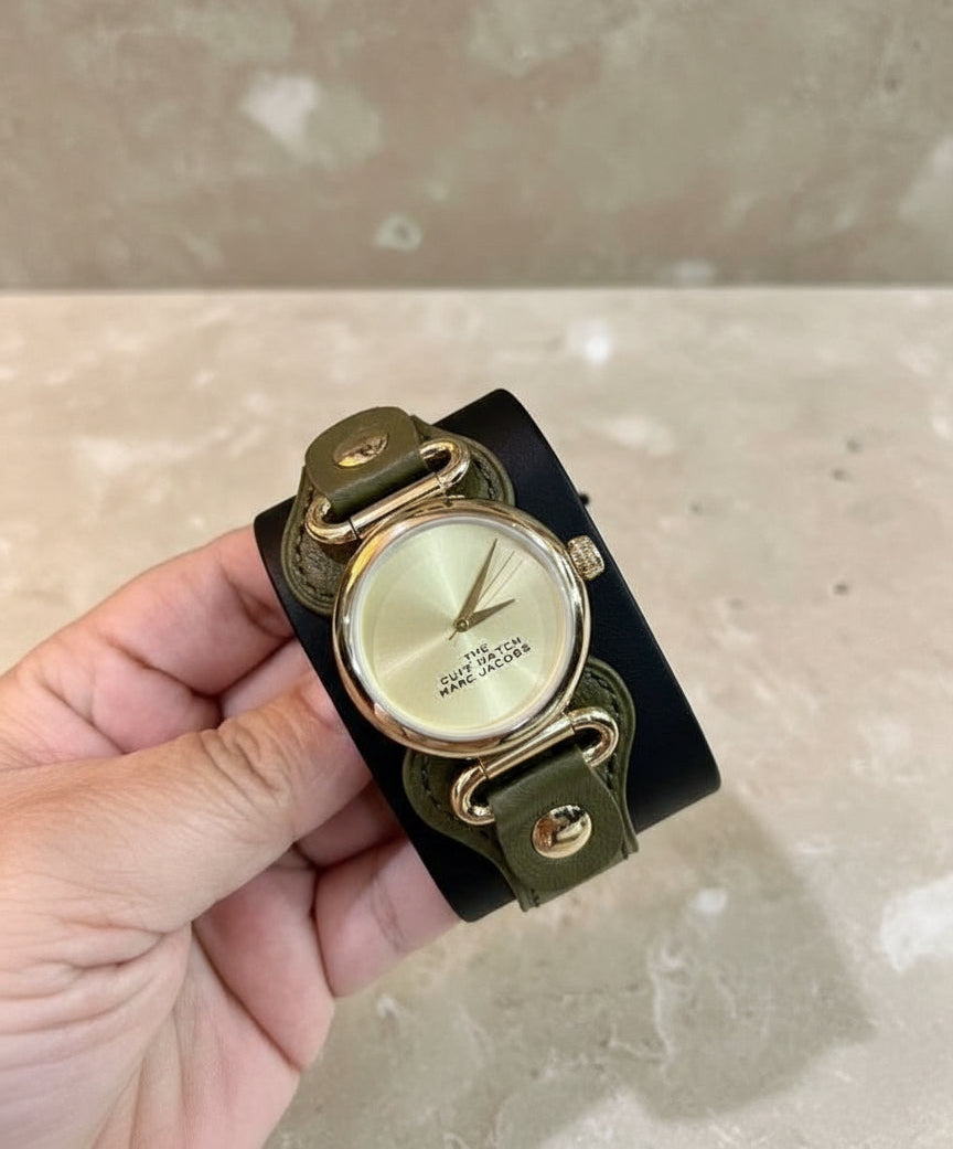 MARC JACOBS CUFF LEATHER WATCH
