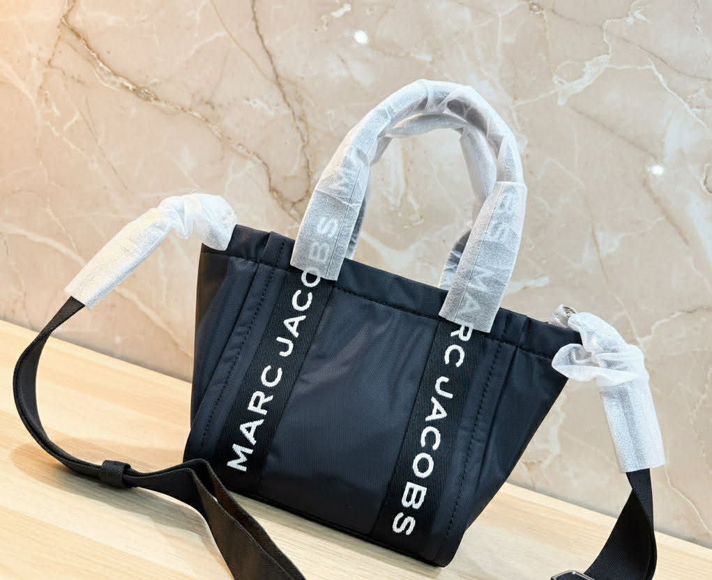MARC JACOBS SMALL NYLON ZIP TOTE