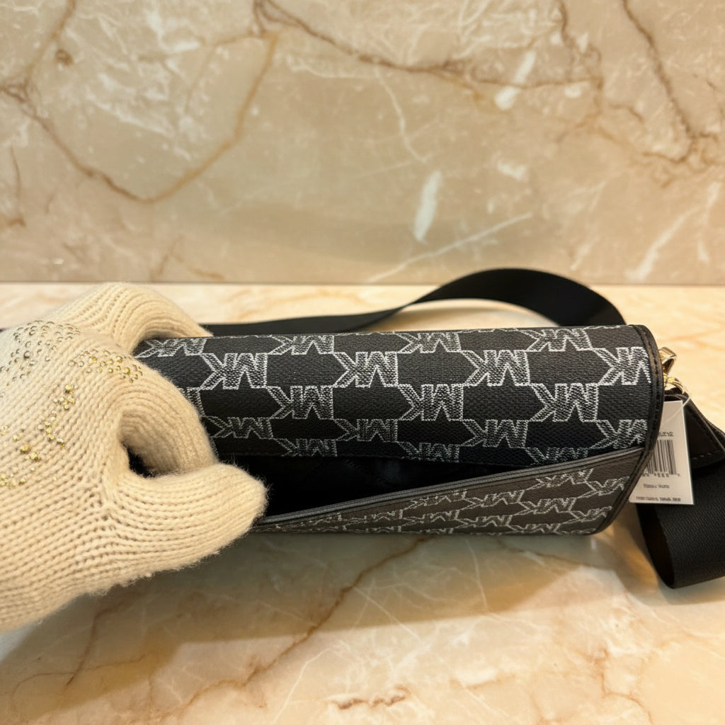 Michael Kors Jet Set Item Large Zip Around Wallet Crossbody Handbag Black Multi