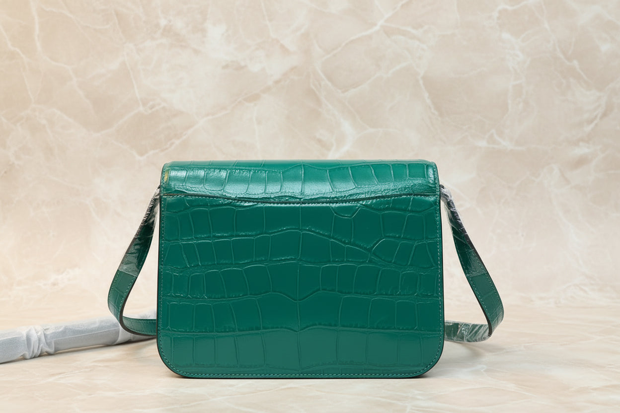 حقيبة كروسبودي كوتش برين ذات غطاء قلاب - لون اليشم