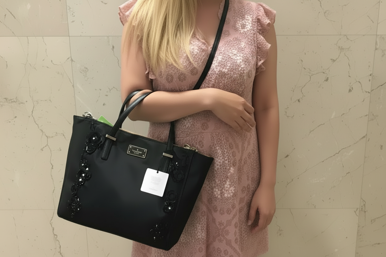 حقيبة يد كيت سبيد نيويورك أليس ويلسون رود مزينة بسحاب وأزرار كبس - نايلون - أسود