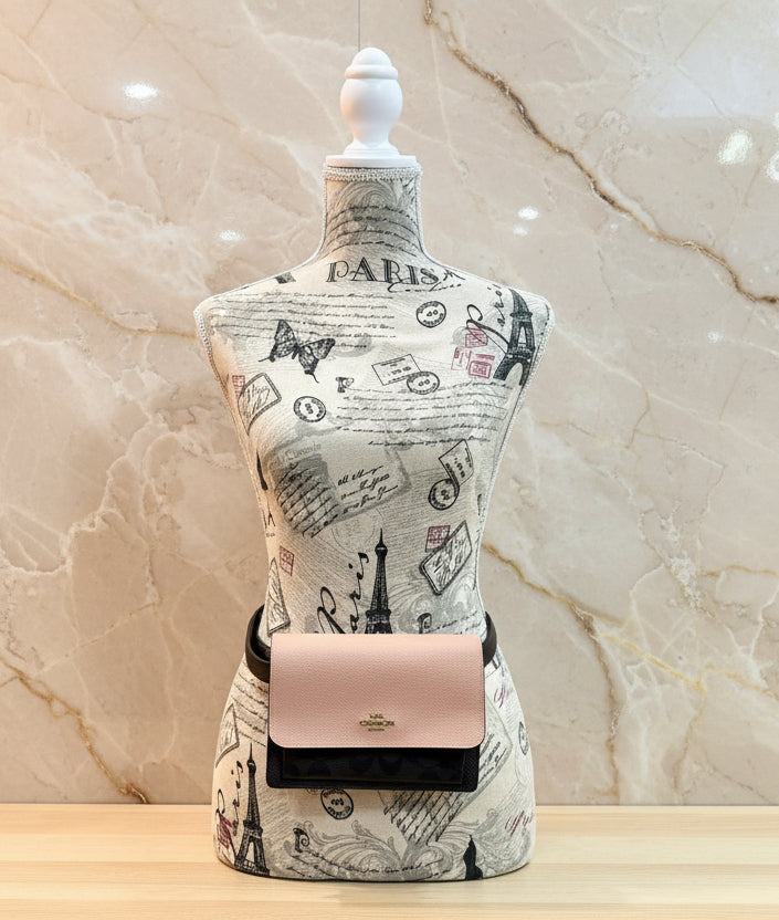 حقيبة كوتش قابلة للطي 3 في 1، حقيبة خصر/حقيبة كروس/حقيبة بودي - لون وردي فاتح، بنقشة جلد الثعبان المميزة