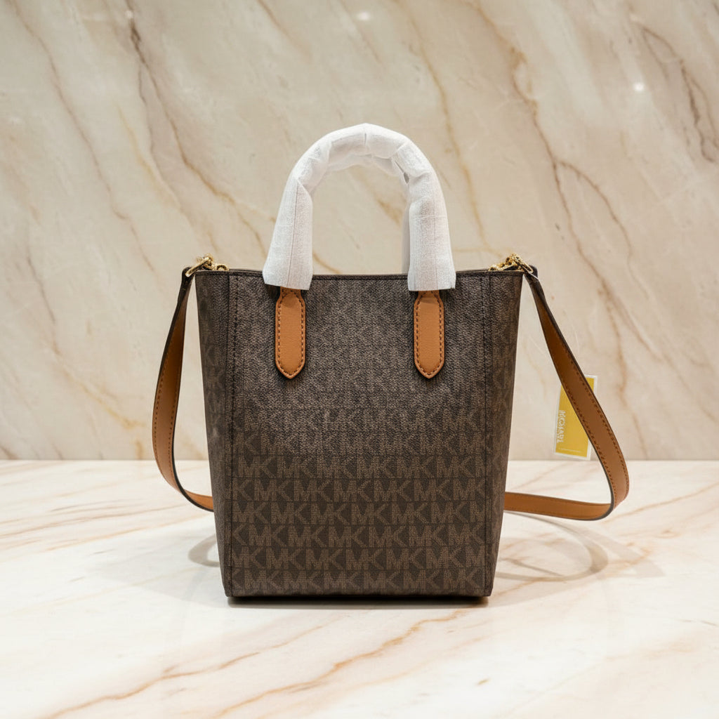 MICHAEL KORS SINCLAIR XS SIGNATURE LOGO CROSSBODY BAG - BROWN/ACORN ( RETAIL ITEM ) NO DUSTBAG/NO PAPERBAG