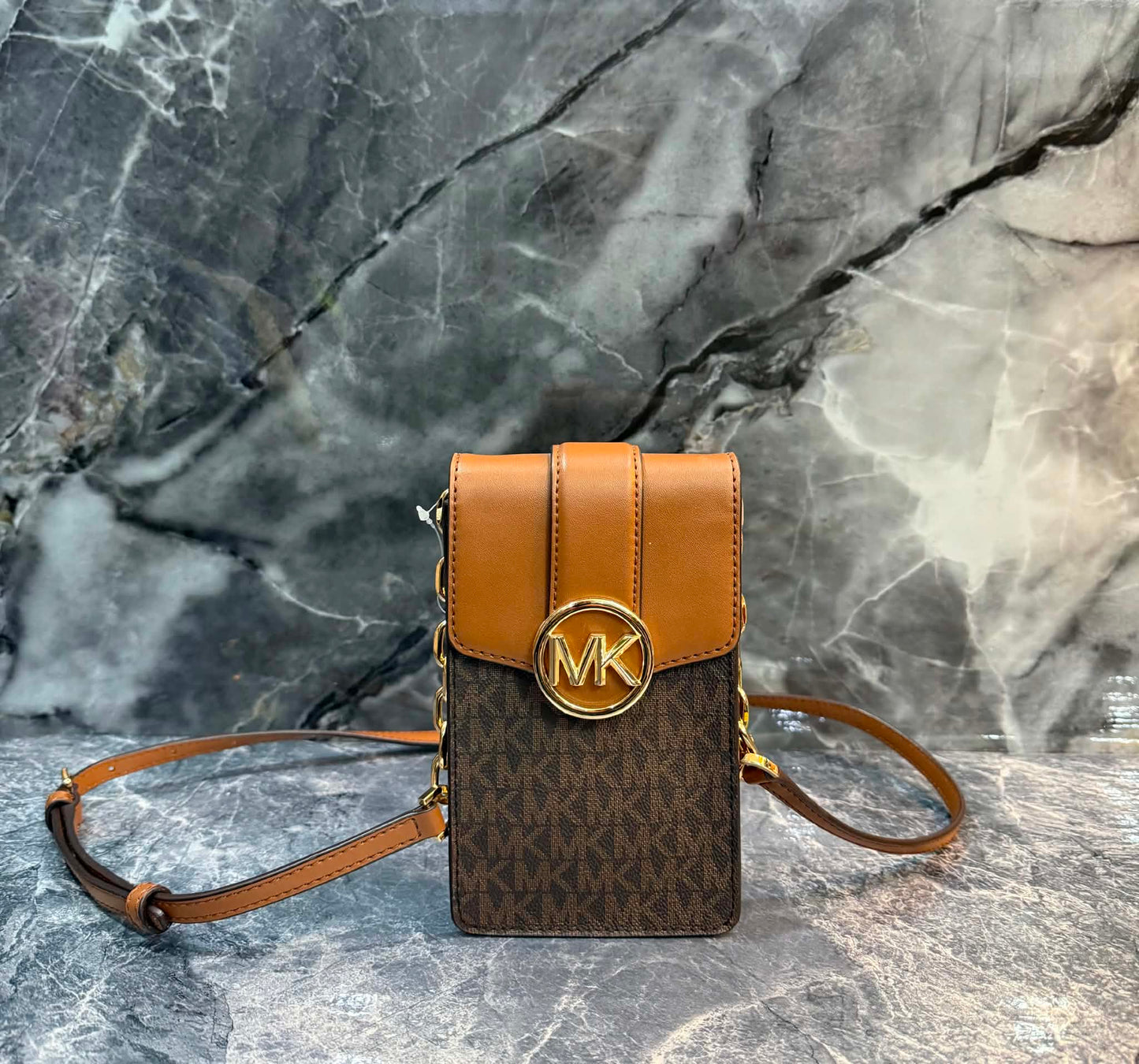 MICHAEL KORS CARMEN CROSSBODY