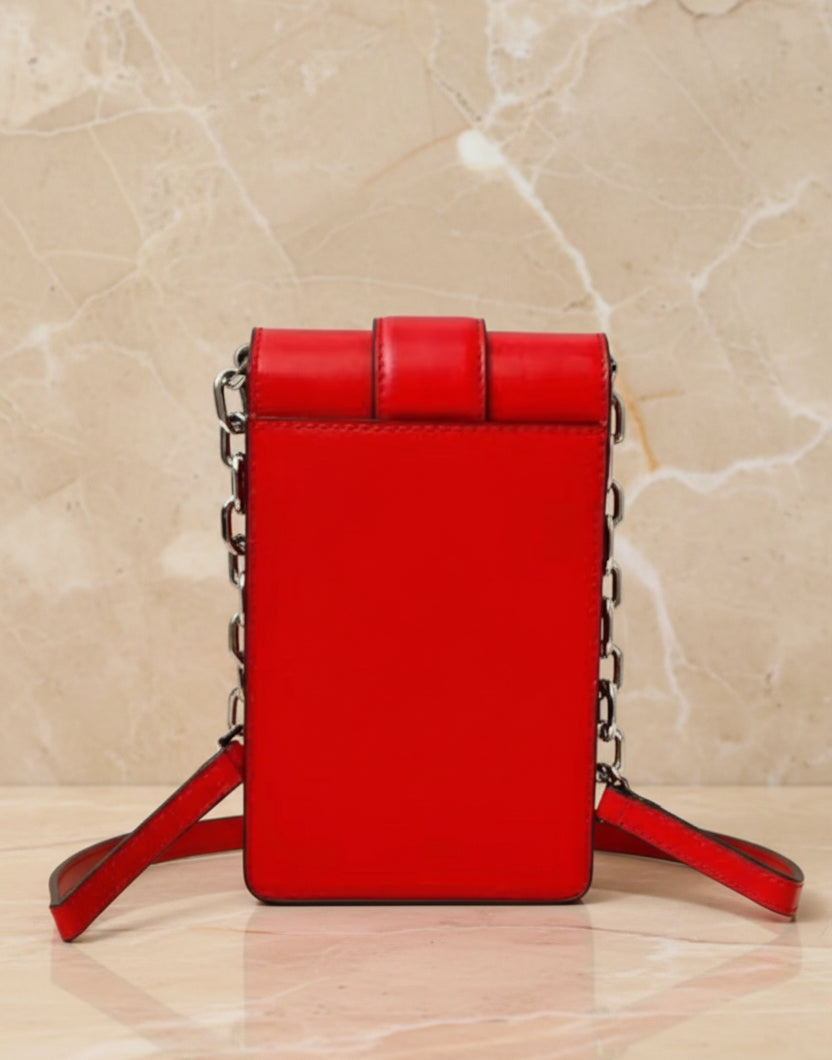 MICHAEL KORS CARMEN SMARTPHONE CROSSBODY - RED