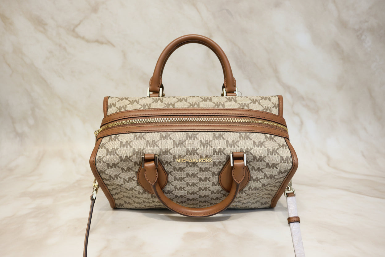 MICHAEL KORS BUNDLE CONNIE DUFFLE LARGE IN SIGNATURE CANVAS LEATHER & LARGE ZIP POUCH