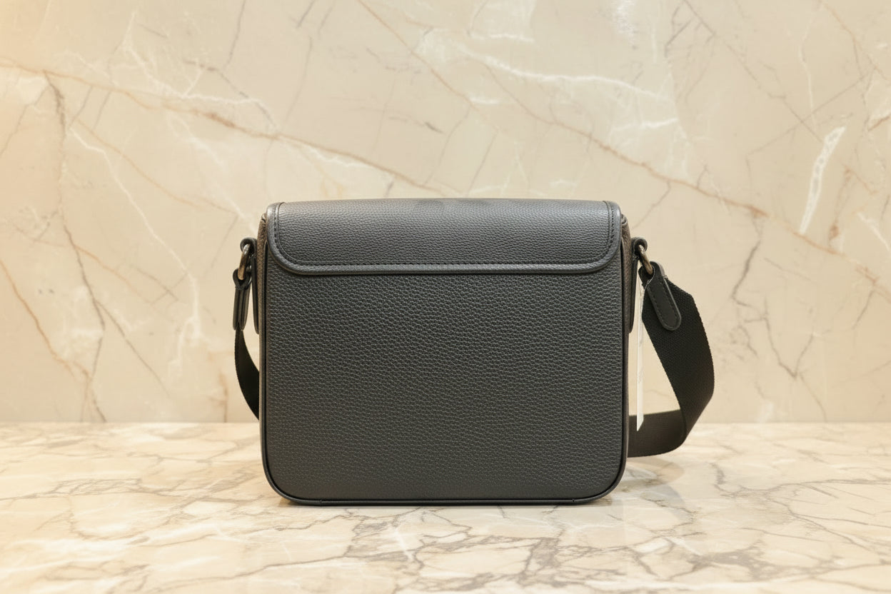 COACH SULLIVAN FLAP CROSSBODY - SIGNATURE CANVAS/CHARCOAL BLACK