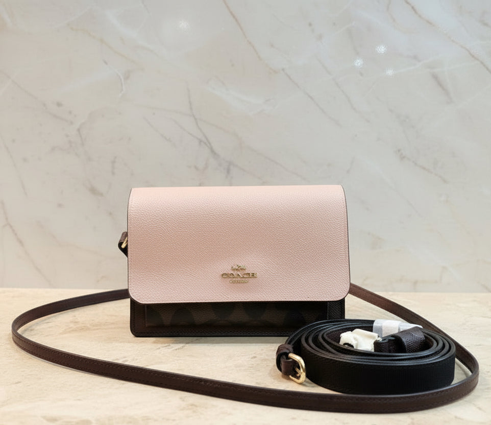 حقيبة كوتش قابلة للطي 3 في 1، حقيبة خصر/حقيبة كروس/حقيبة بودي - لون وردي فاتح، بنقشة جلد الثعبان المميزة