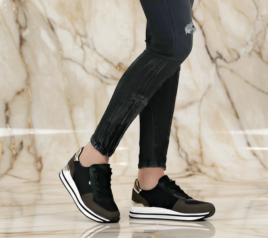 MICHAEL KORS TRAINER SHOES