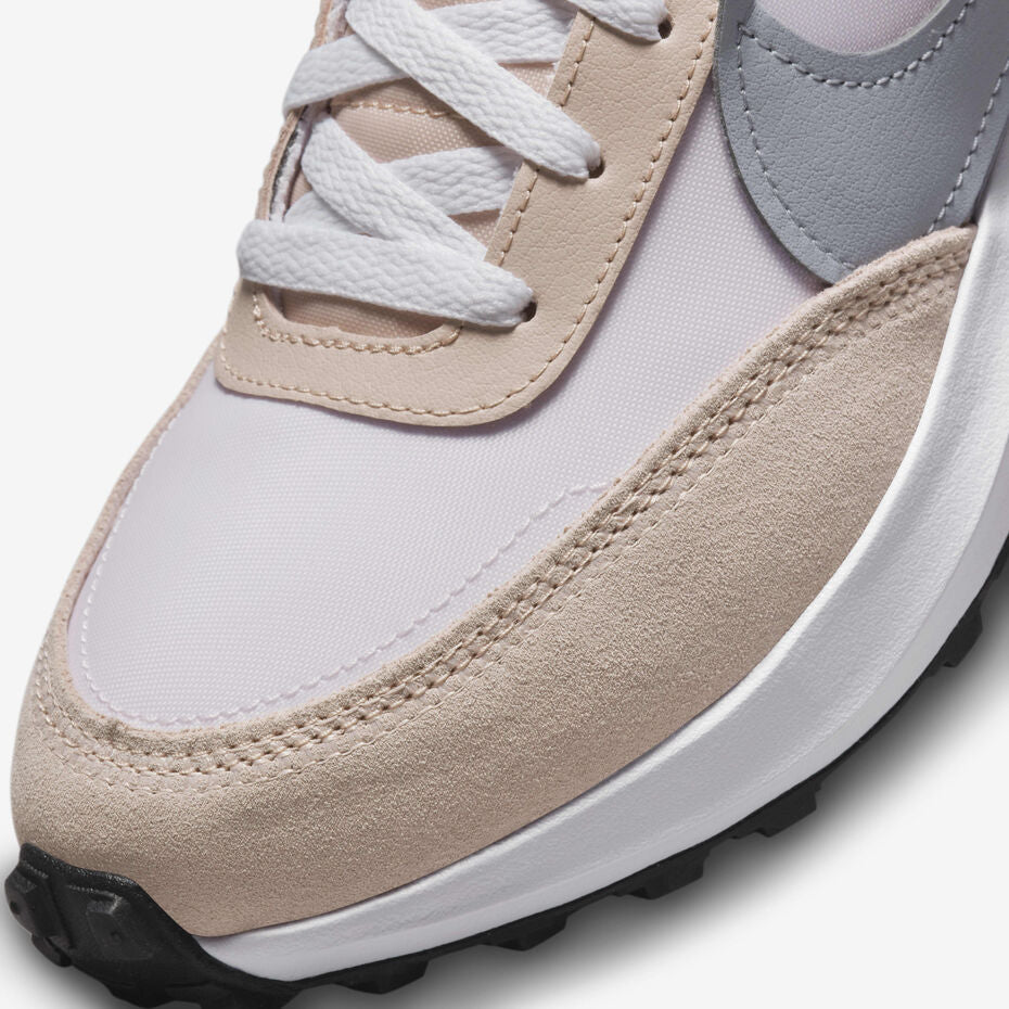 NIKE WAFFLE DEBUT WOMEN’S SHOES - SIZE: US 8.5/EURO 40/25.5CM
