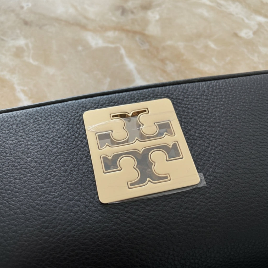 Tory Burch Britten Convertible Clitch Crossbody Chain Flap