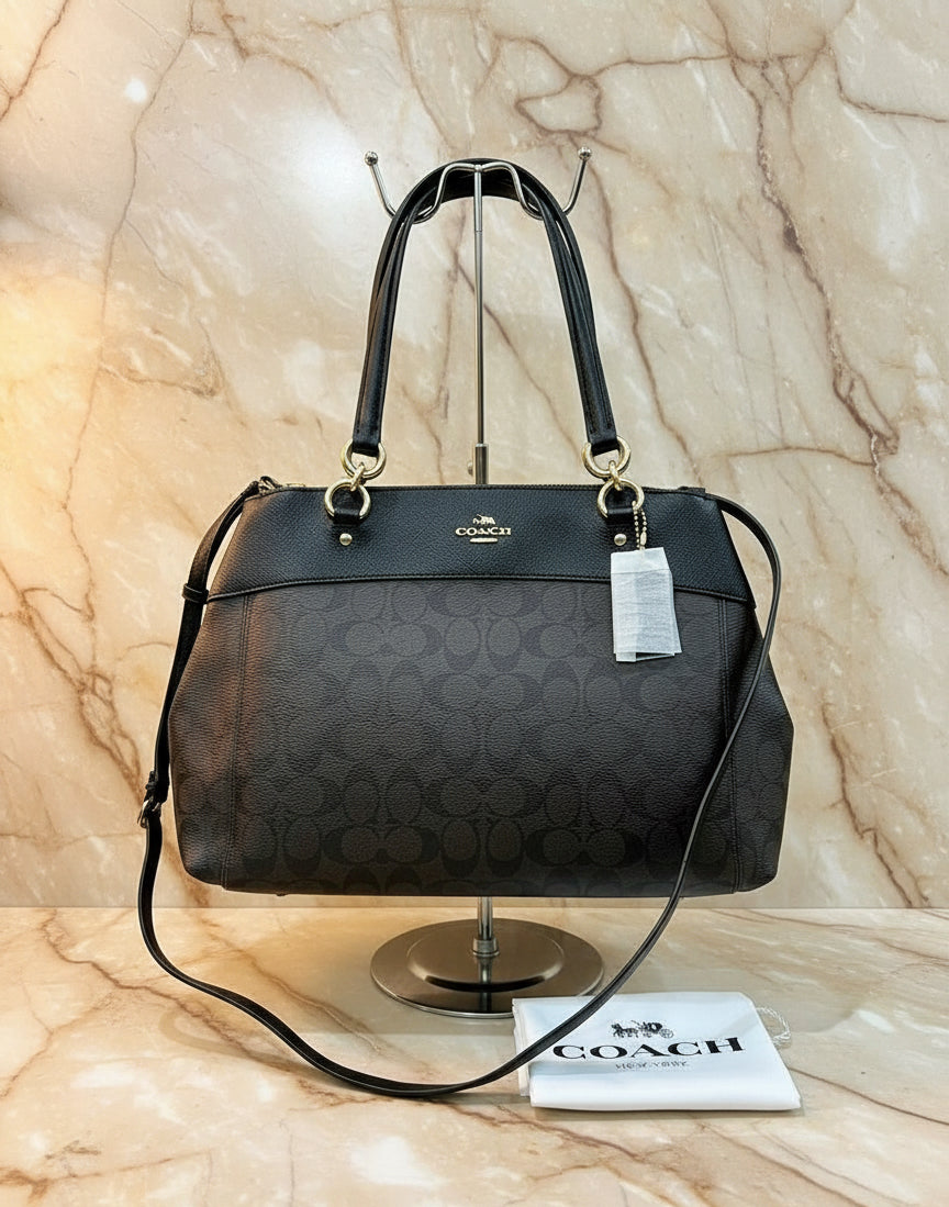 حقيبة حمل كبيرة من كوتش بروك