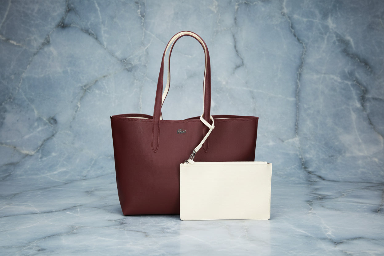 حقيبة لاكوست كبيرة مفتوحة مع جيب كبير - لون عنابي - قابلة للعكس