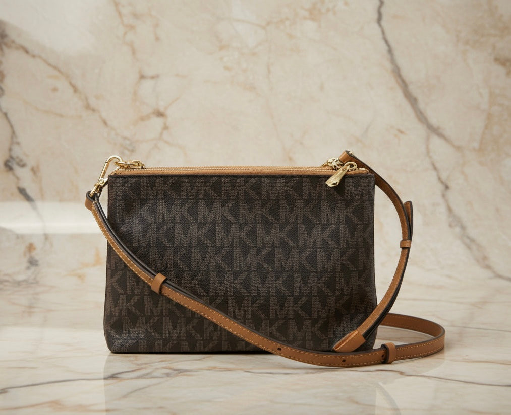 MICHAEL KORS DOUBLE ZIP GUSSET CROSSBODY - MONOBROWN/BROWN