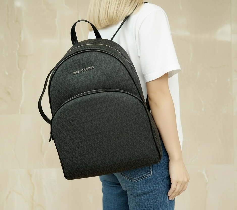 MICHAEL KORS ABBEY BACKPACK LARGE - SIGNATURE BLACK