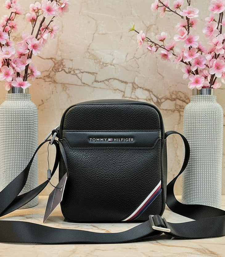 TOMMY HILFIGER MINI REPORTER MEN’S CROSSBODY BAG -