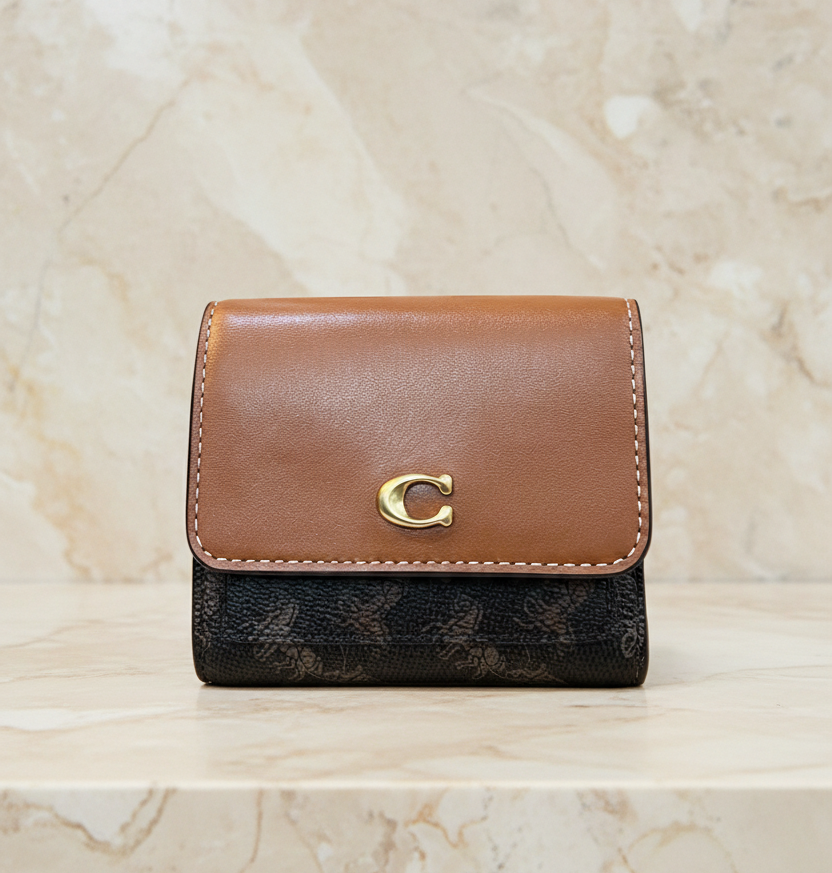 COACH MILA SMALL TRIFOLD WALLET - MISSING TAG - SIGNATURE HORSE & CARRIAGE PRINT
