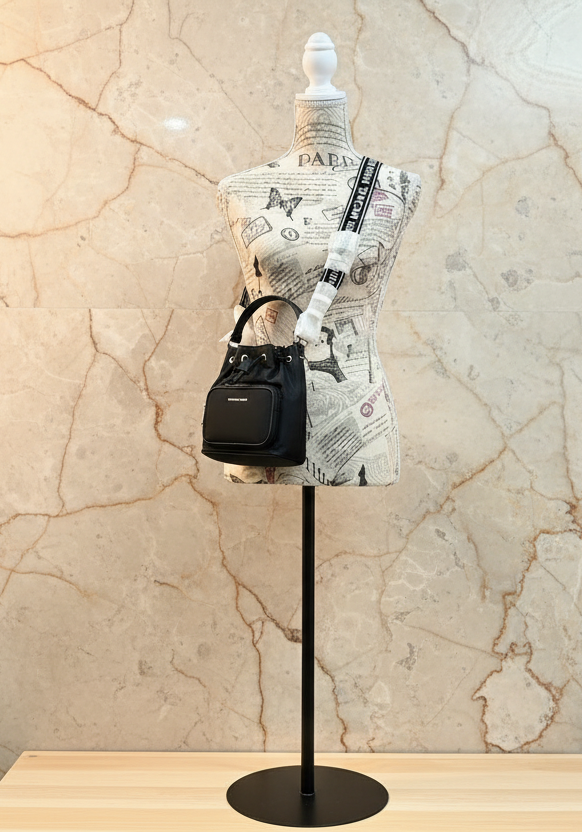 دلو مايكل كورس كاي - صغير